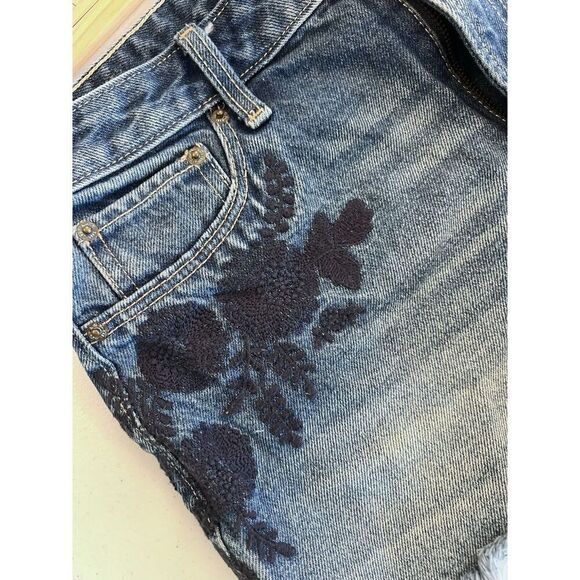 Abercrombie & Fitch Annie High Rise Embroidered Shorts Boho Size 27/4R Flowers - Picture 3 of 5